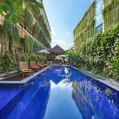 Bali Chaya Hotel Legian Buitenkant foto